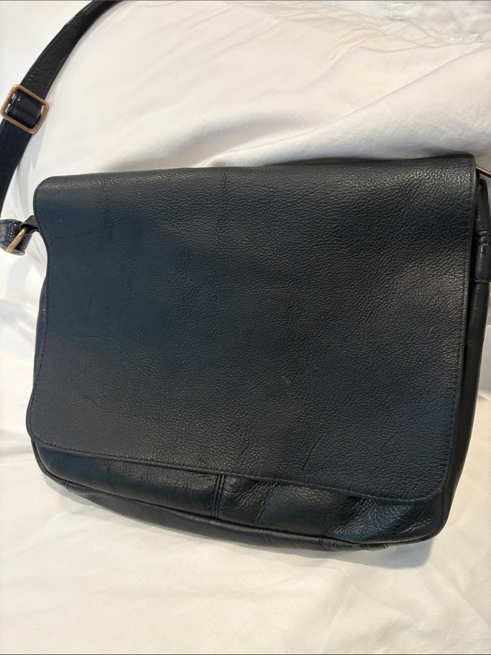 Bass Black Leather Saddle Bag for Women - Picture 7 of 11